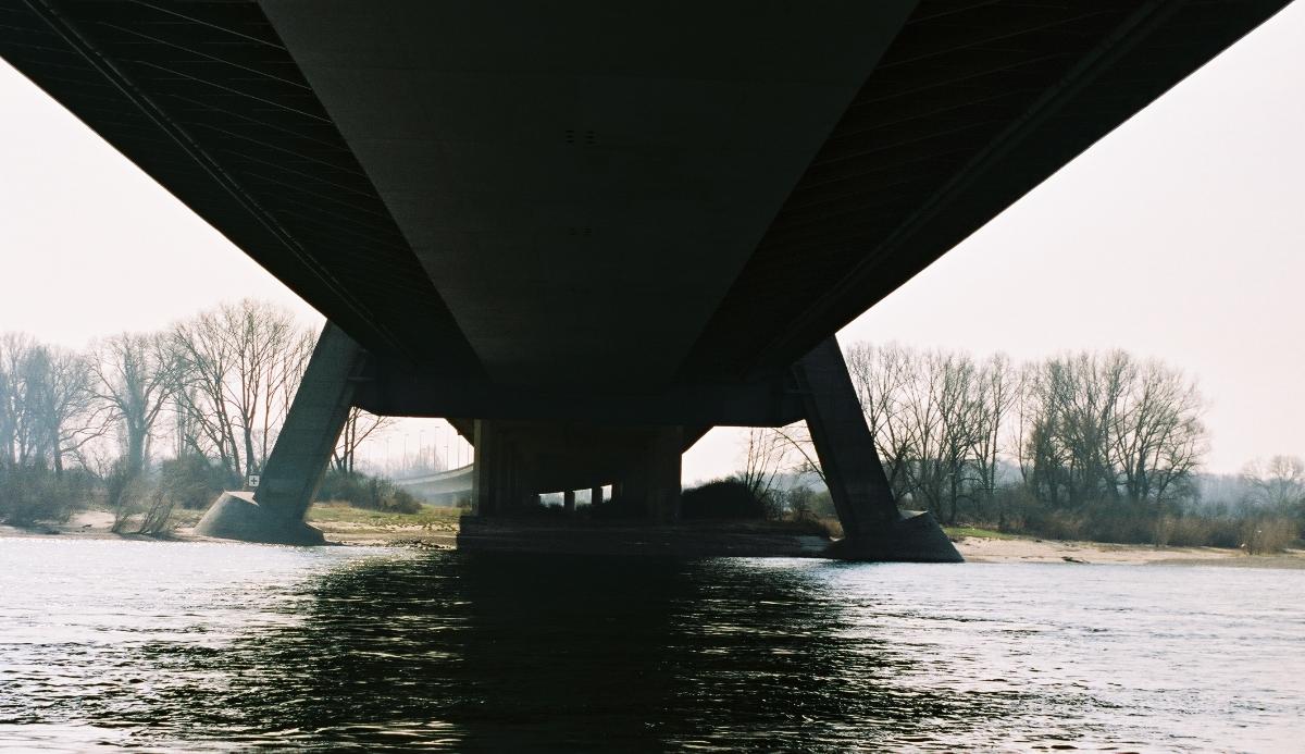 Rheinbrücke Flehe 