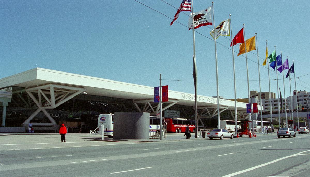 George R. Moscone Convention Center (San Francisco, 1981) 