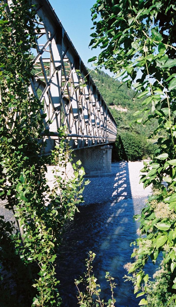 Train des PignesVarbrücke La Trinité 