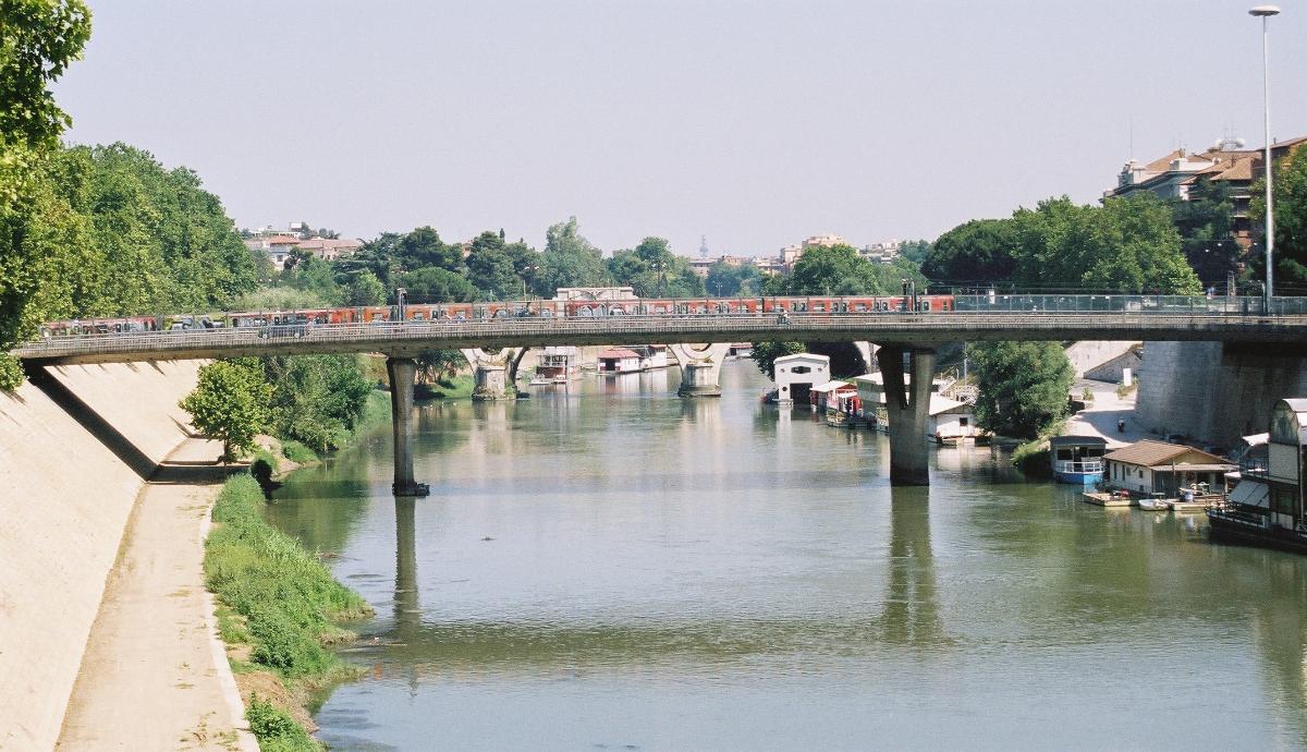 Ponte P. Nenni, Rom 