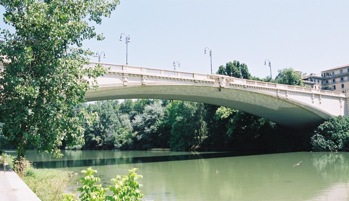 Ponte del Risorgimento, Rome 