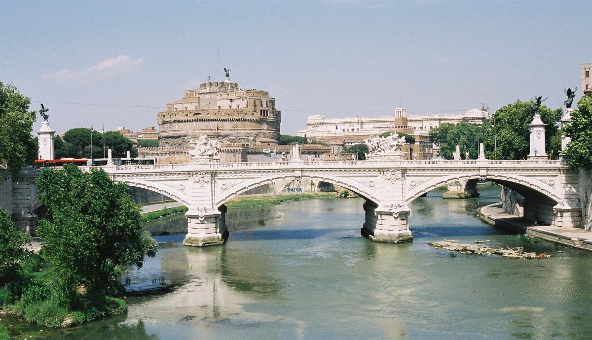 Ponte Vittorio Emmanuel II, Rome 