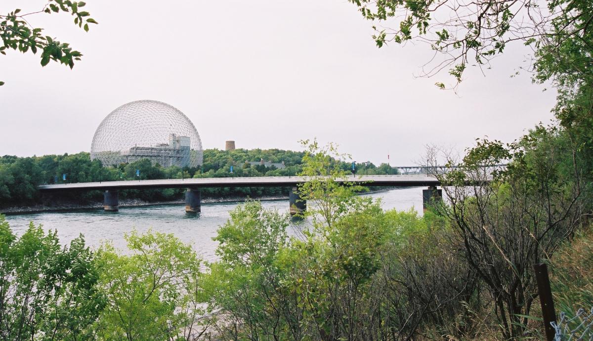 Pont du Cosmos & Biosphere, Montréal, Québec 