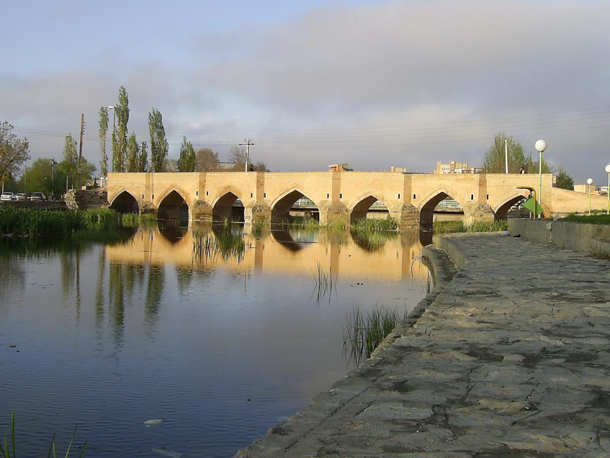 Yeddi Goz-Brücke 