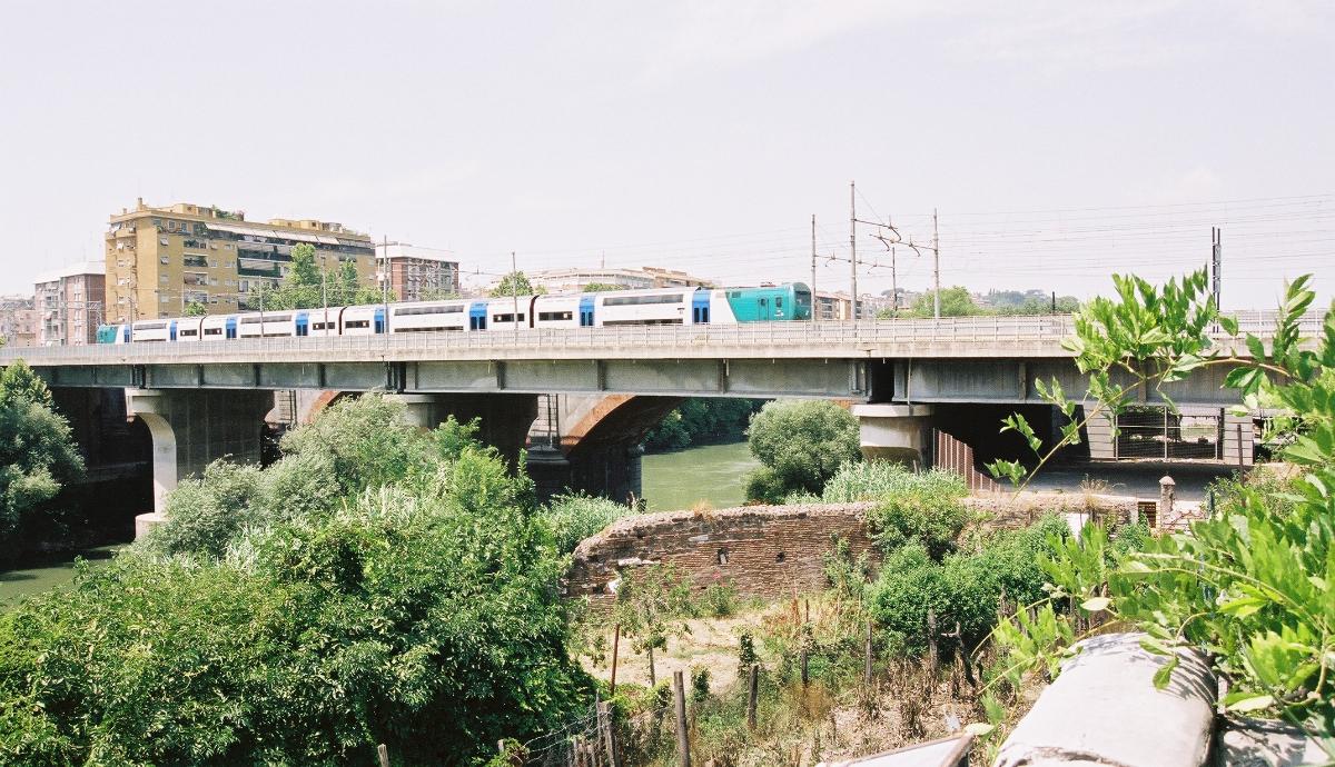 Tiber River Railroad Bridge (I), Rom 