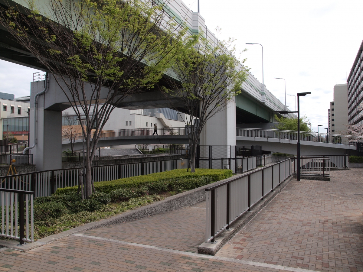 Asahieno Elevated Footway 