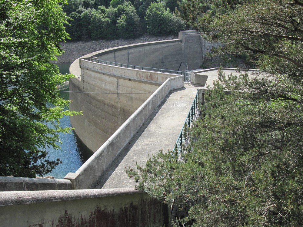 La Palisse Dam 