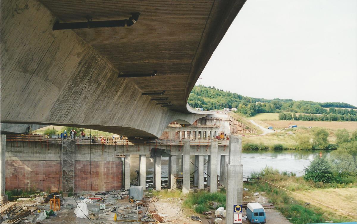 Mainbrücke Bettingen