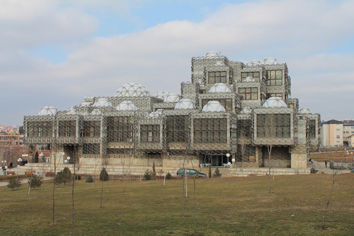 National- und Universitätsbibliothek des Kosovo 