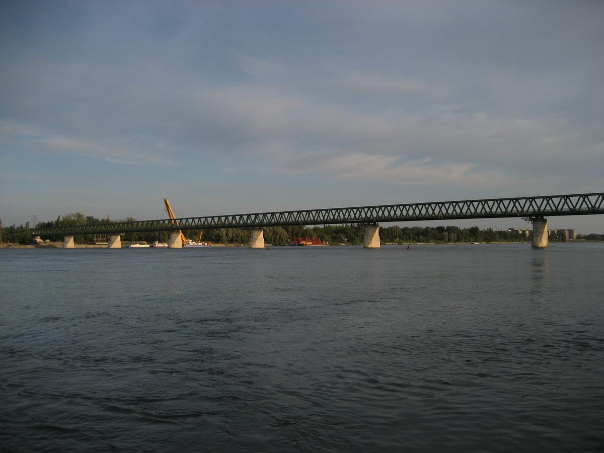 Eisenbahnbrücke Újpest 