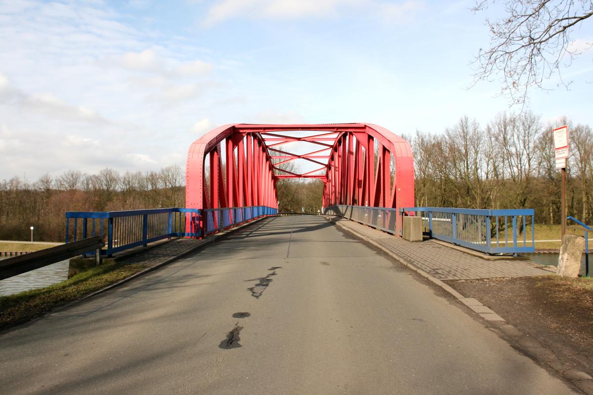 Bladenhorst Bridge 