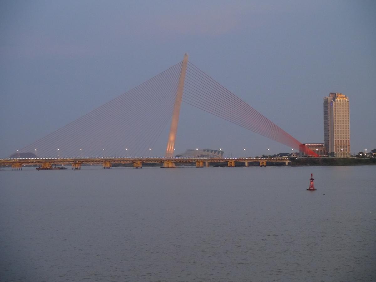 Nguyen Van Troi-Tran Thi Ly-Brücke 