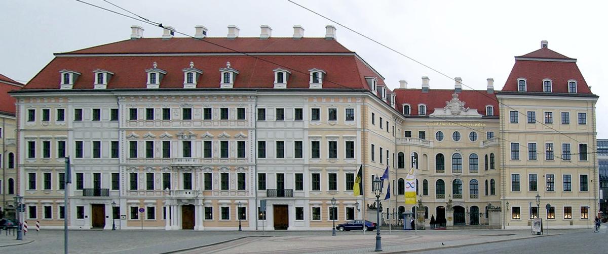 Taschenbergpalais 