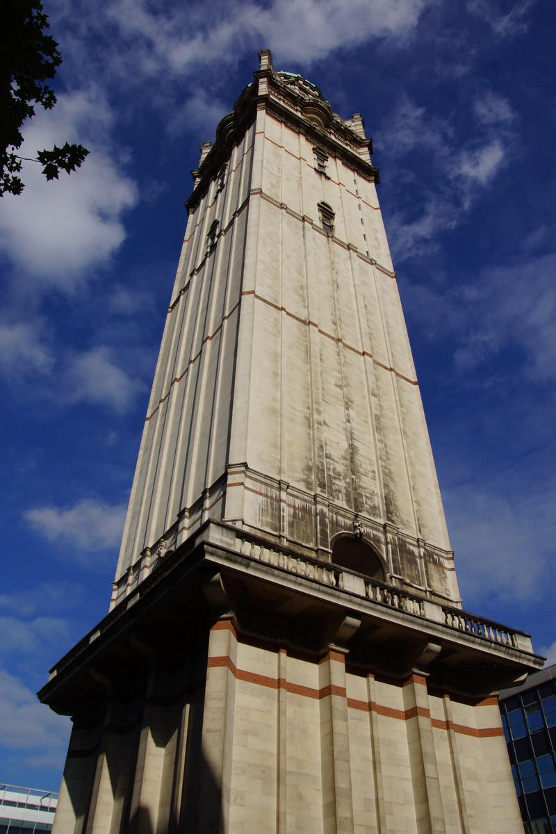 Queen's Tower 