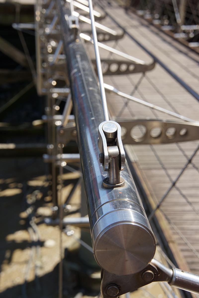 Saint Saviour's Dock Footbridge 