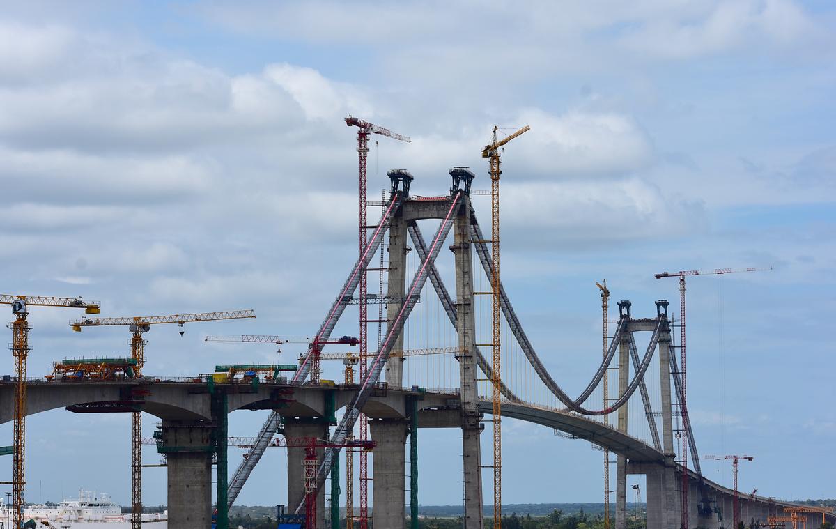 Maputo-Catembe Bridge 