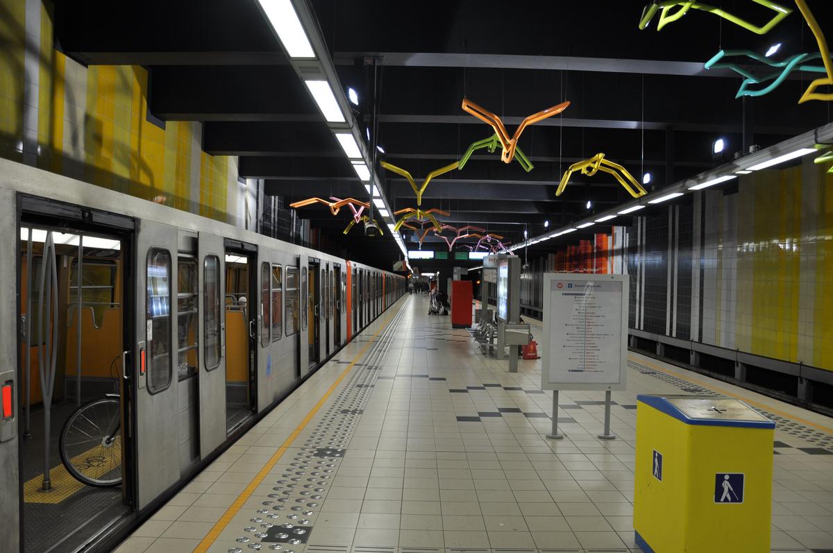 Metrobahnhof Roi Baudouin 