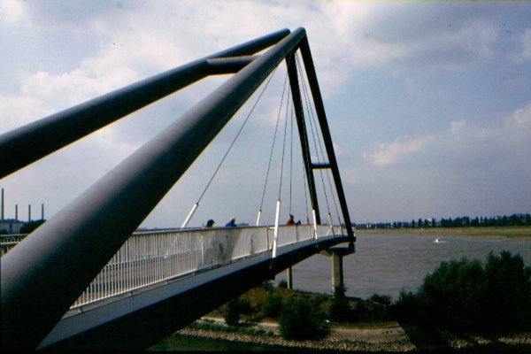 Düsseldorfer Hafenbrücke 