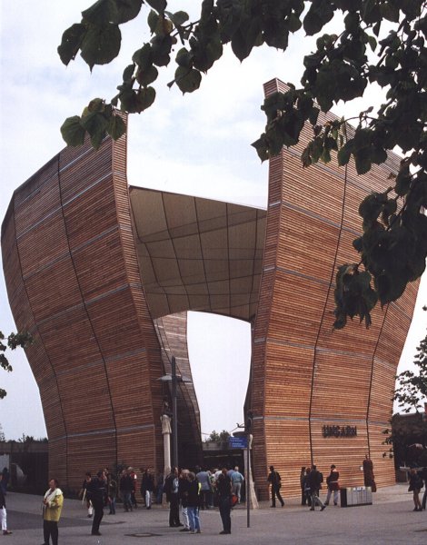 Pavillon hongrois à l'Expo 2000 