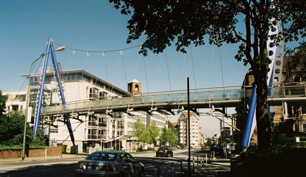 Pedestrian Bridge at the Folkwang Museum, Essen 
