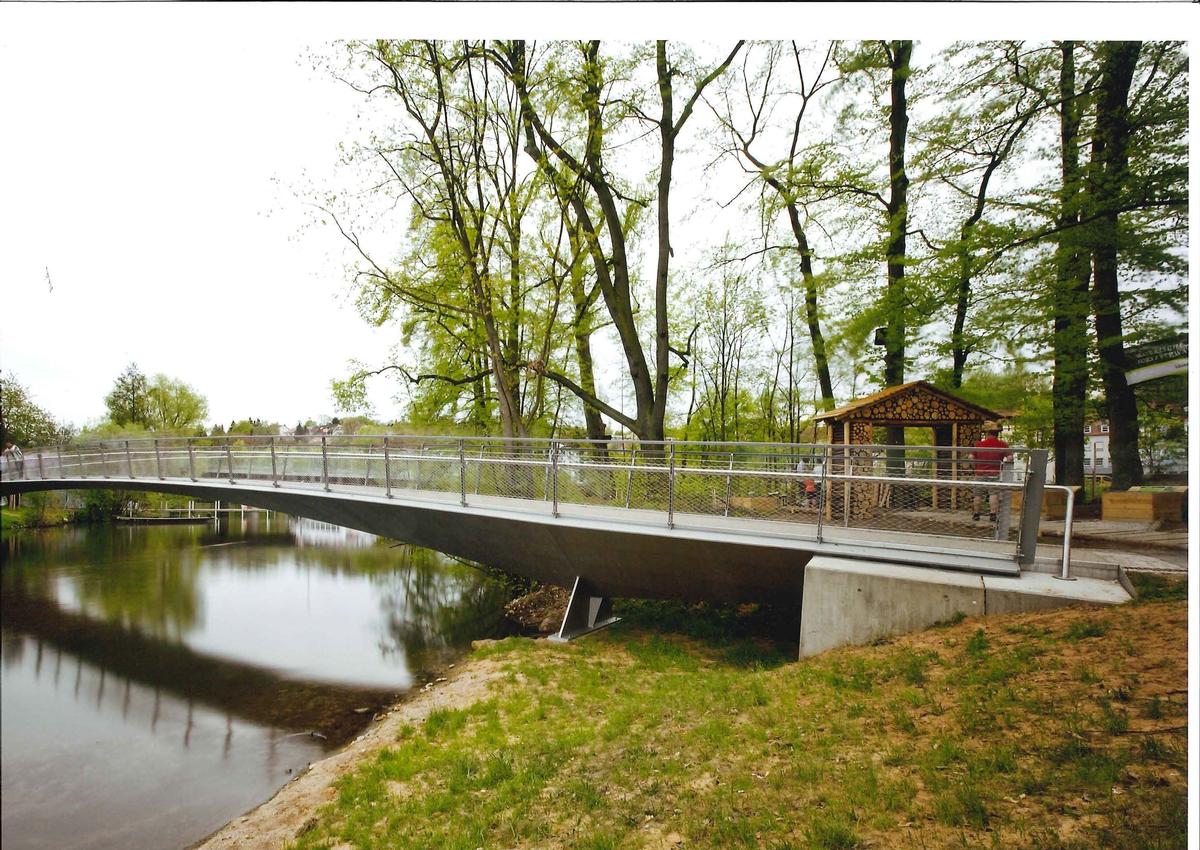 Der ERBA-Steg in Bamberg wurde 2014 mit dem Deutschen Brückenbaupreis in der Kategorie Fuß- und Radwegbrücken ausgezeichnet. Der ERBA-Steg in Bamberg wurde 2014 mit dem Deutschen Brückenbaupreis in der Kategorie Fuß- und Radwegbrücken ausgezeichnet.