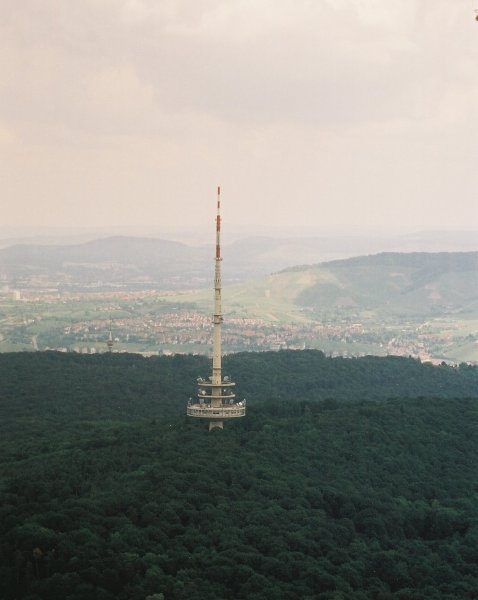 Tour de télécommunication sur le Frauenkopf 