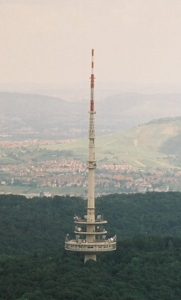 Tour de télécommunication sur le Frauenkopf 