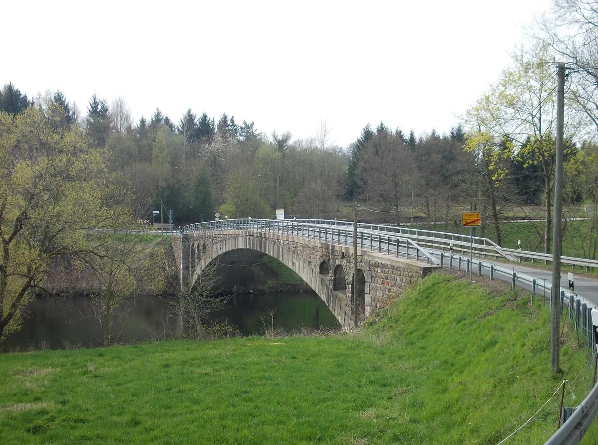 Zwickauer-Mulde-Brücke Wechselburg-Göhren 