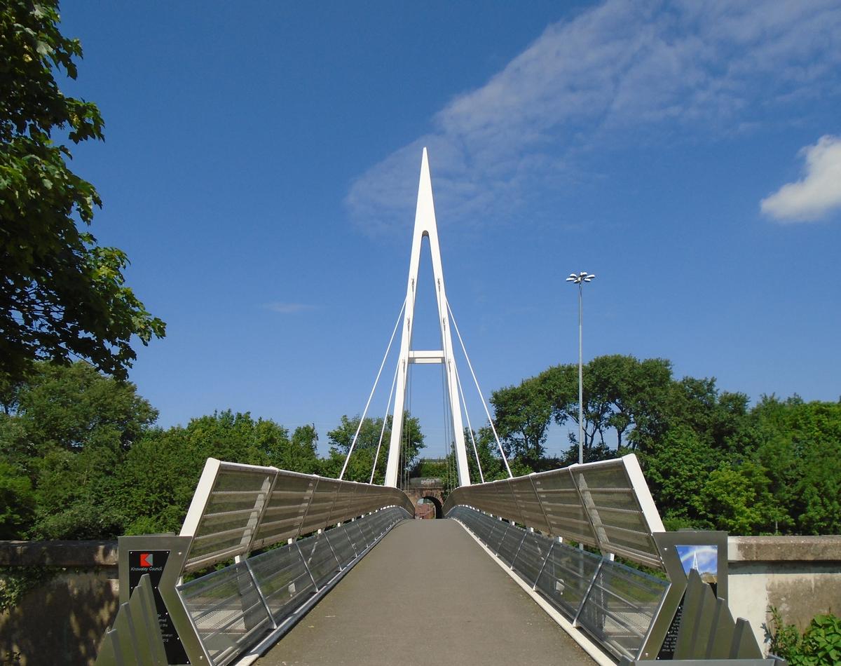 M62 Greystone Road Footbridge 