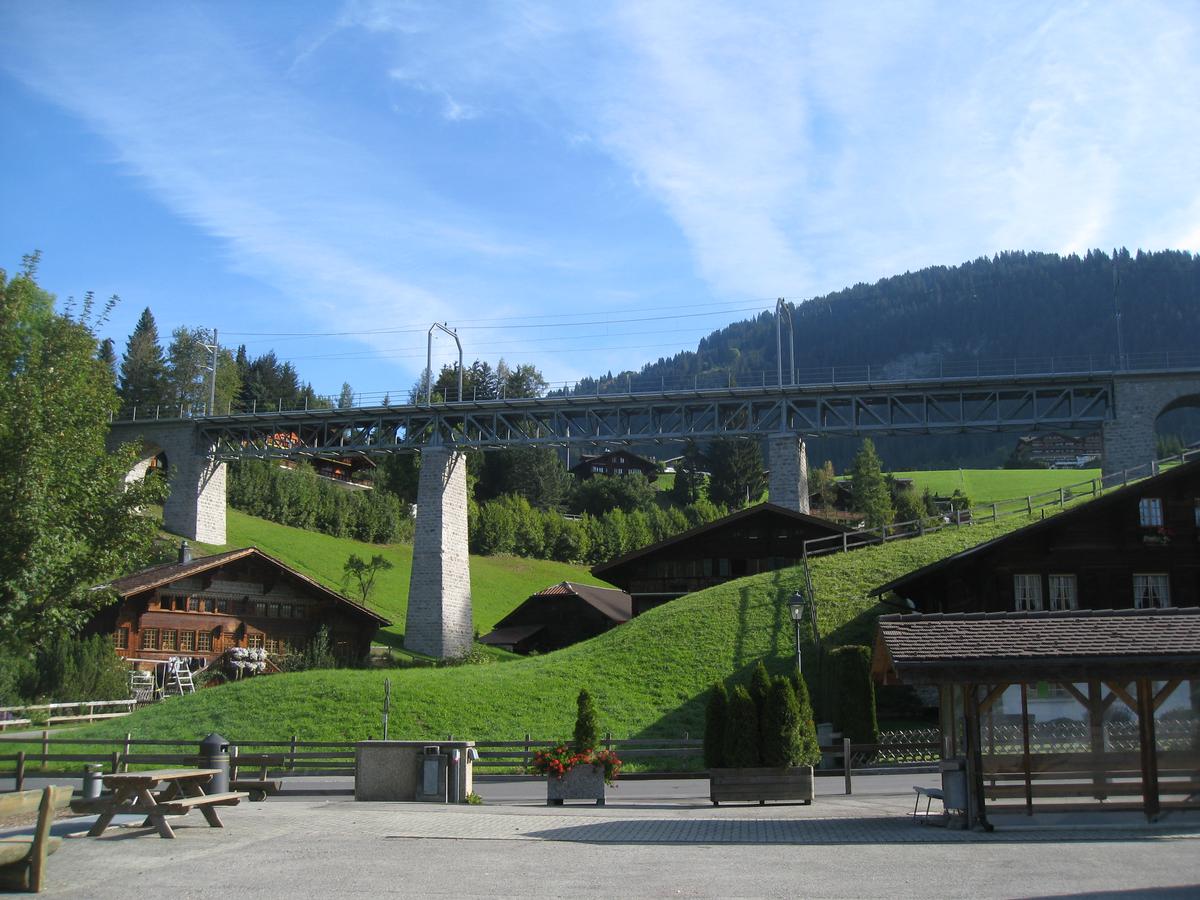 Viaduc ferroviaire de Gstaad 