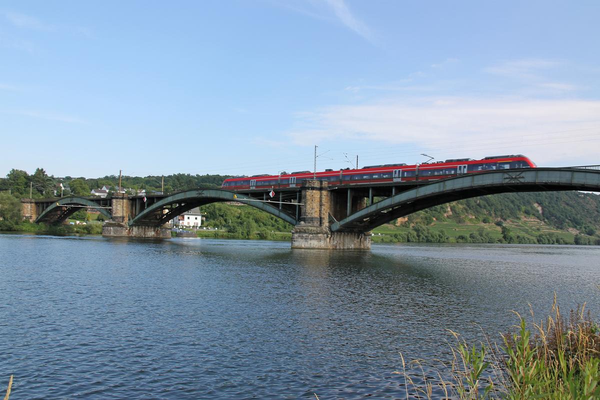 Gülser Eisenbahnbrücke 