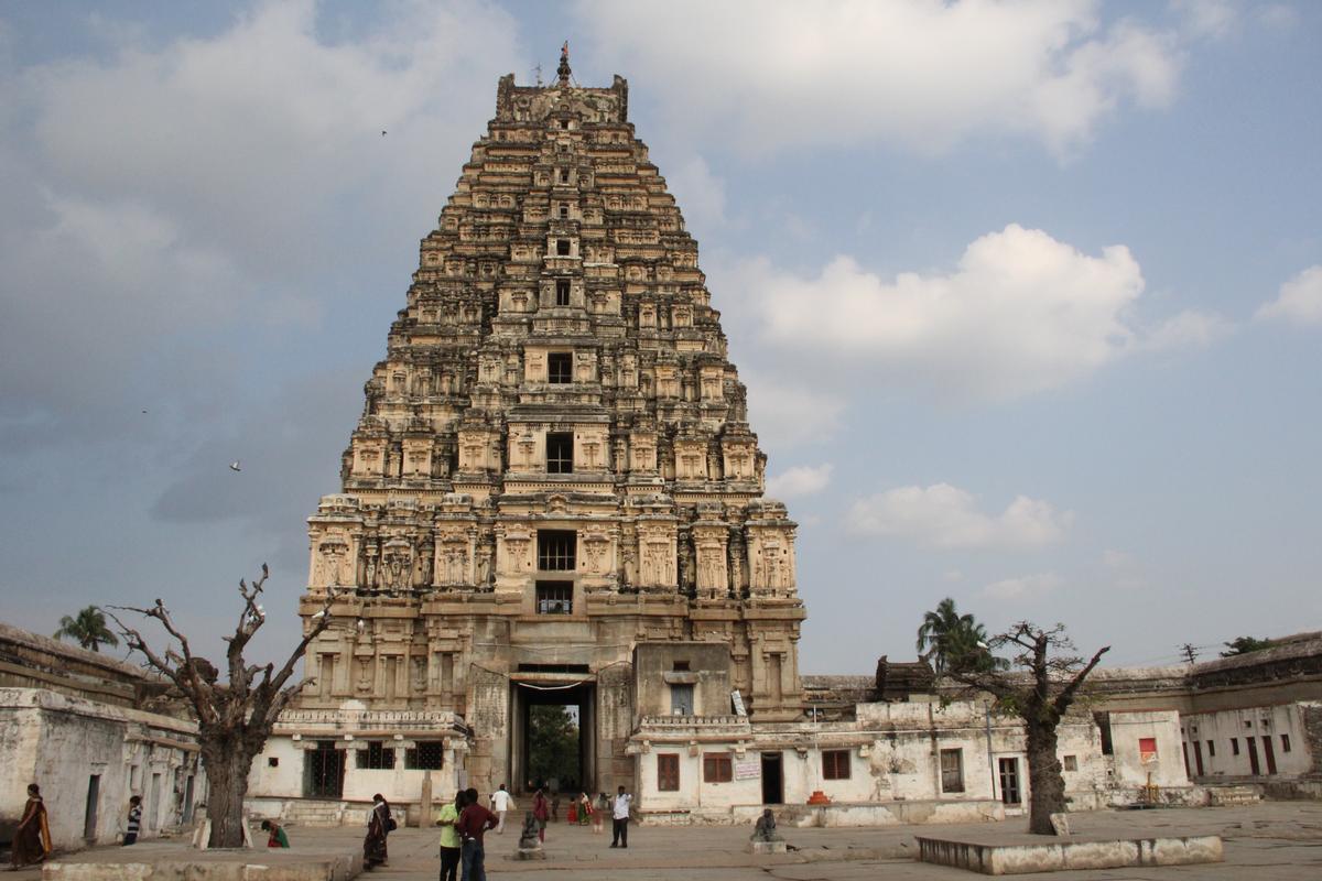 Temple Virupaksha 