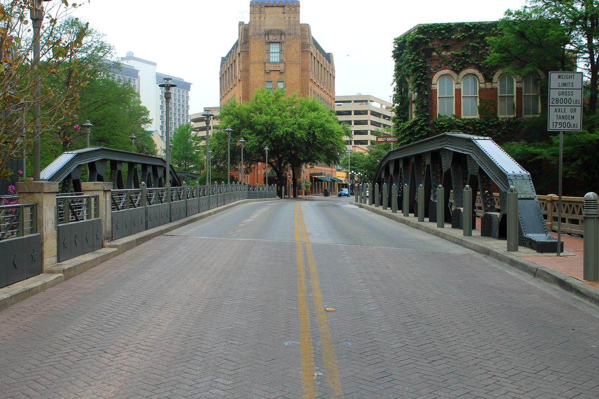 North Presa Street Bridge 