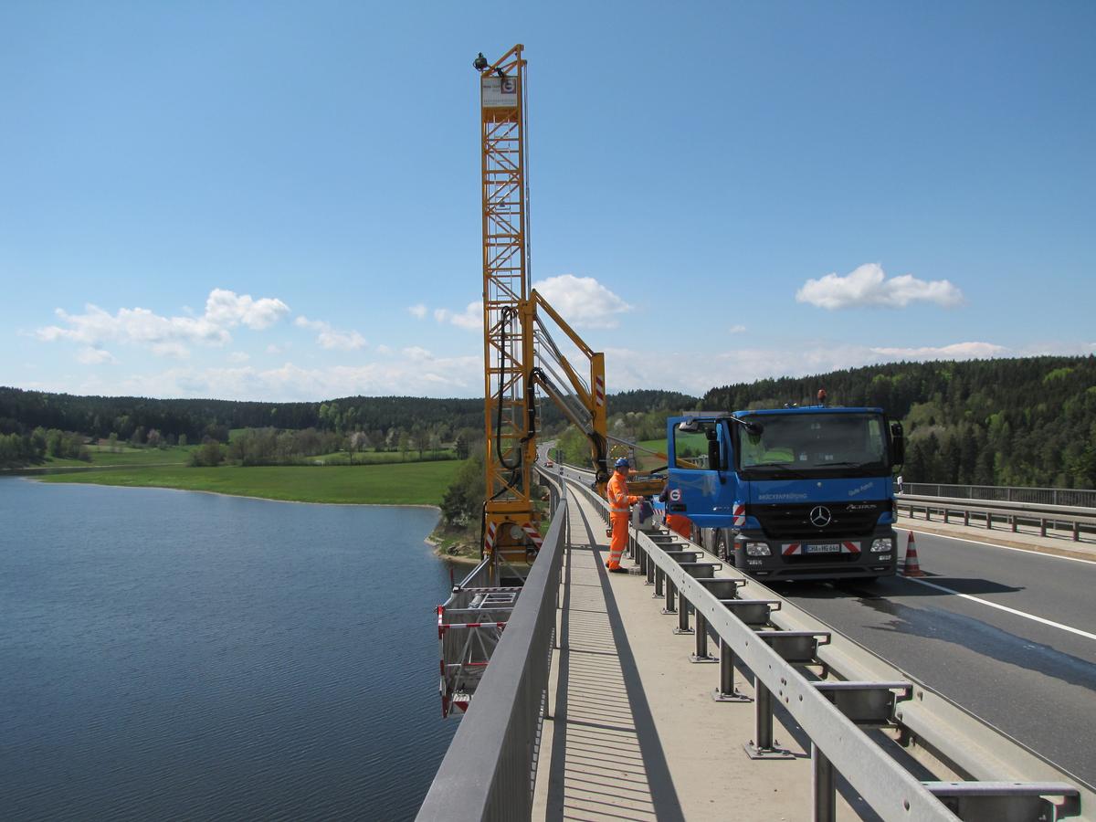 Brücke über den Eixendorfer See 