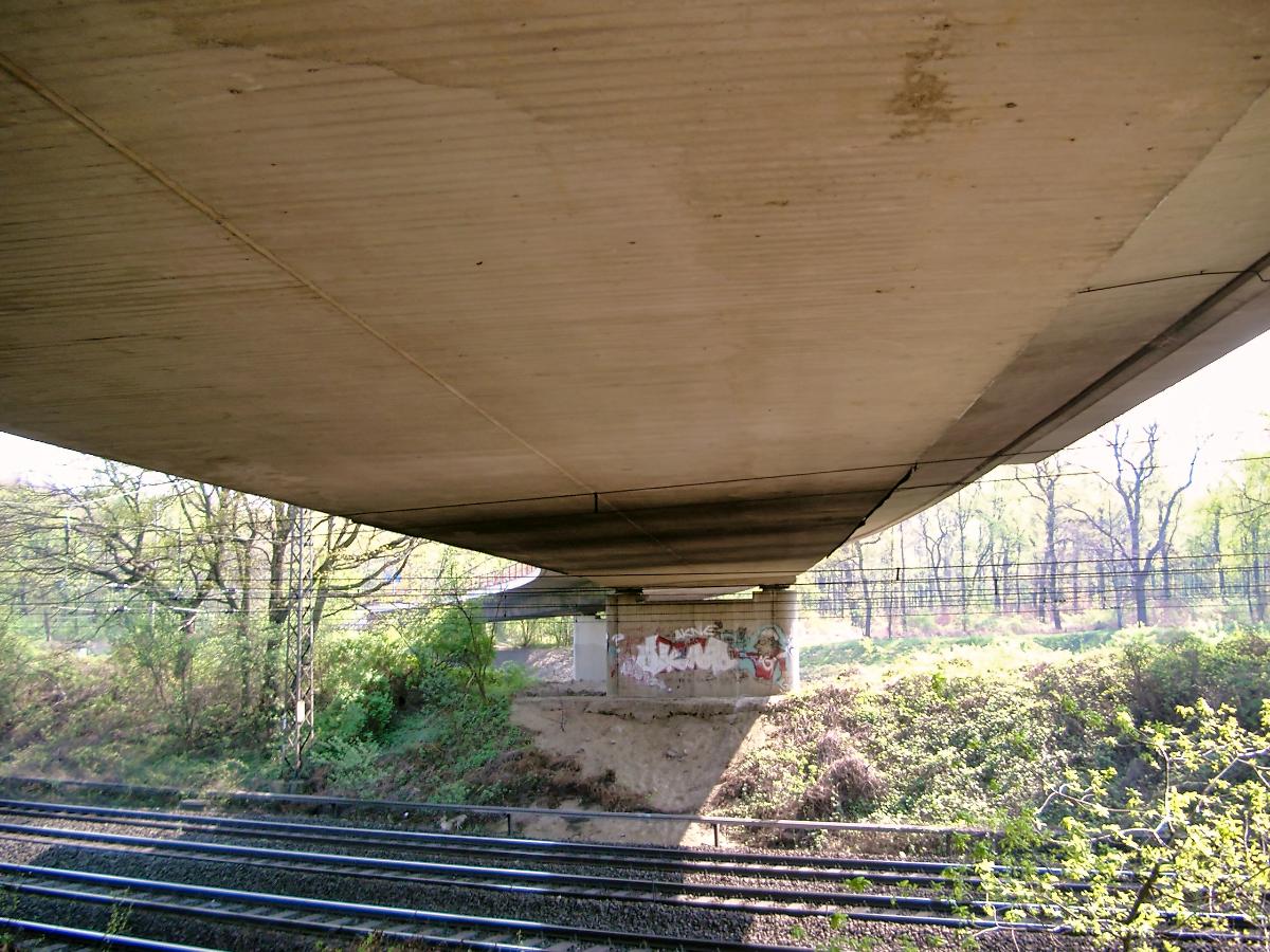 Brücke zur Universität, Duisburg 