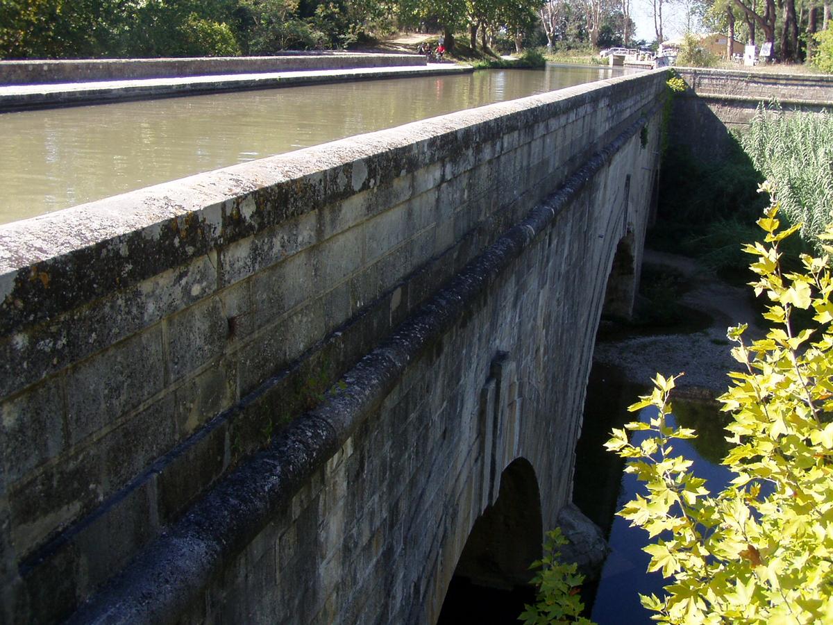 Cesse-Kanalbrücke 