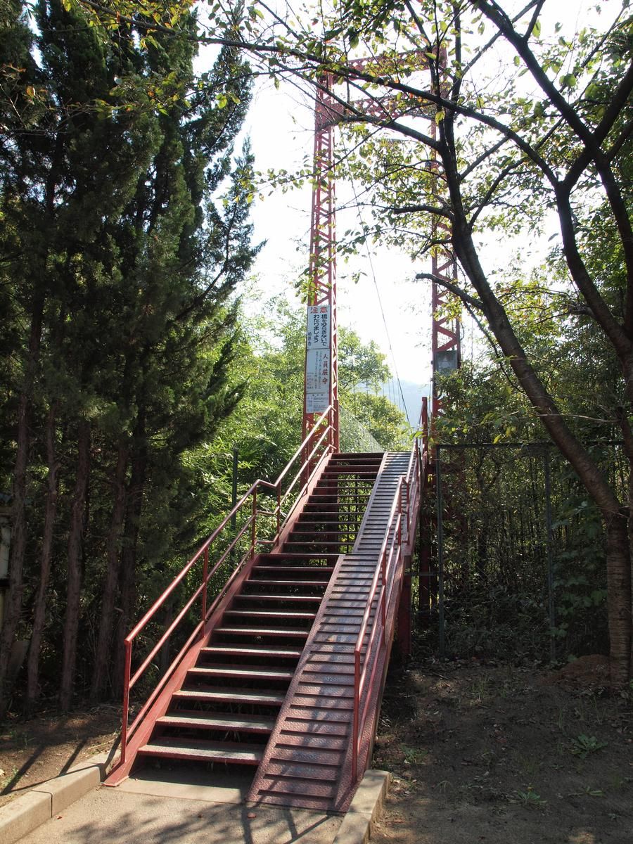 Kawabata Footbridge 
