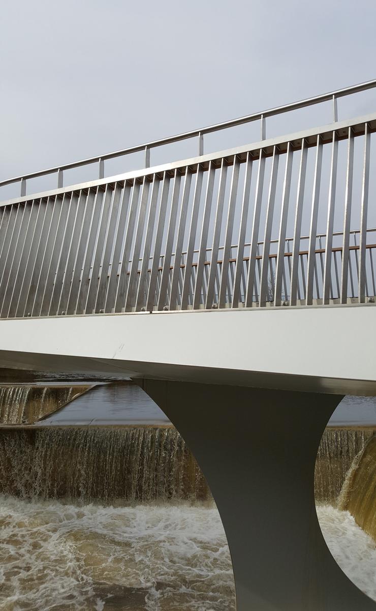Knostrop Weir Footbridge 
