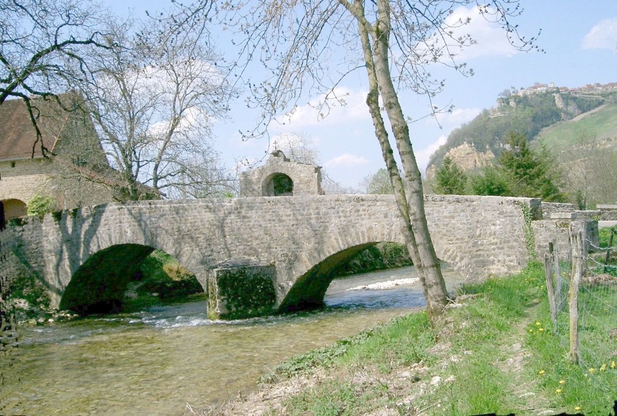 Nevy-sur-Seille Bridge 