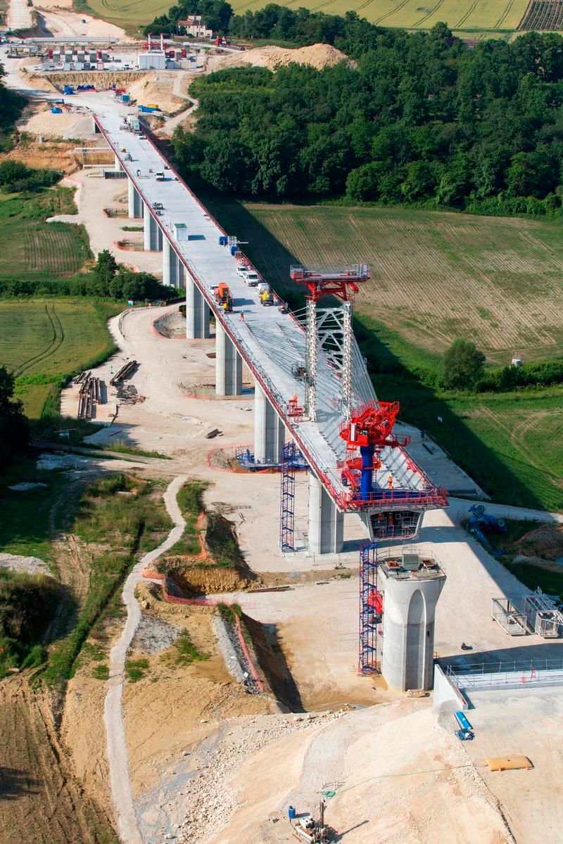 Viaduc de la Boëme − LGV Sud-Europe-Atlantique 