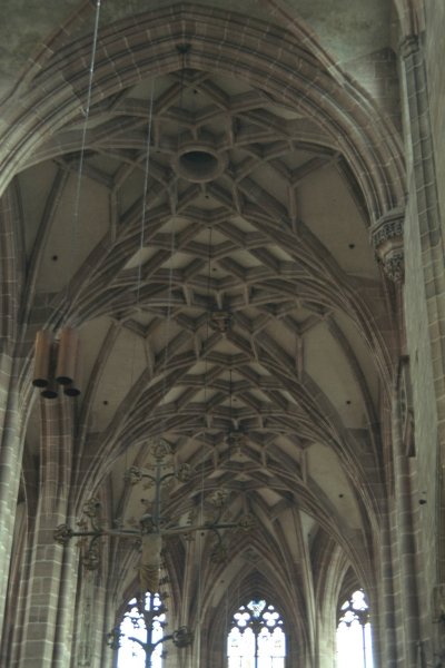 Vue de l'abside de l'Eglise Saint Laurent à Nuremberg, Allemagne 