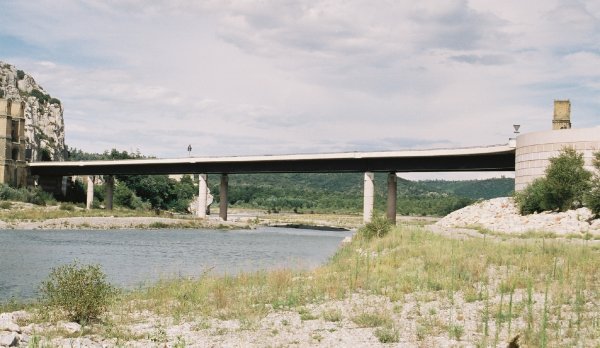 New Pont de Mirabeau 