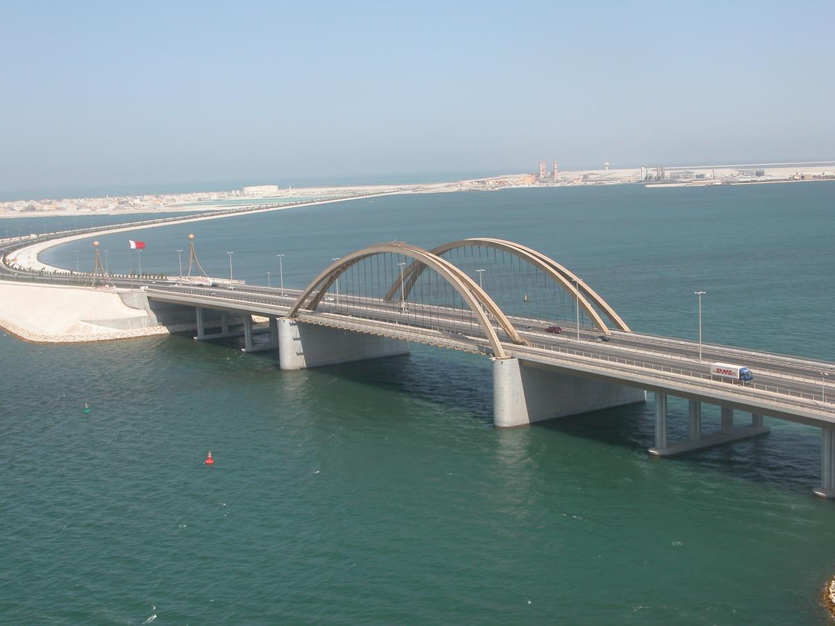 Sheikh Khalifa bin Salman Causeway Bridge 