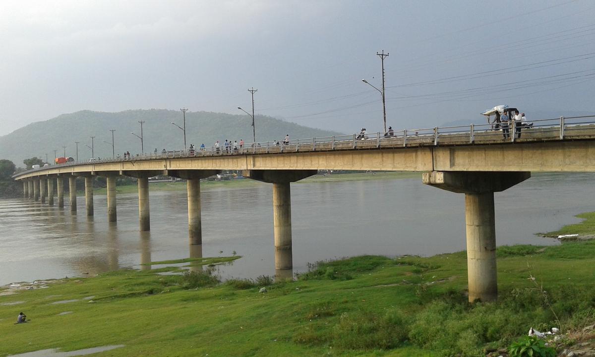 Pont sur le Narayani 