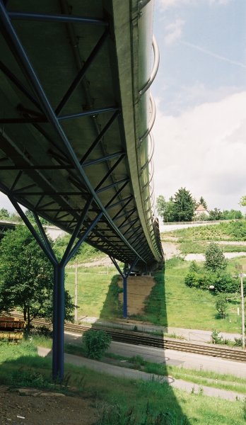 Pont sur la vallée du Nesenbach 