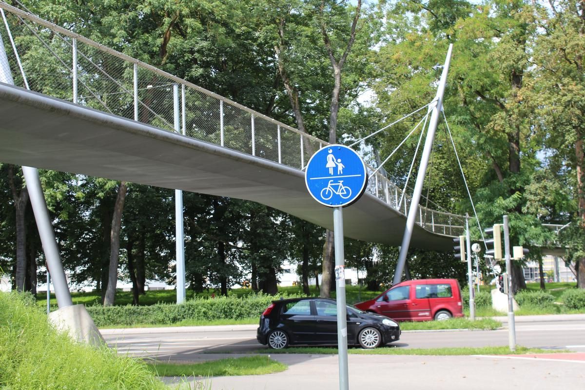 Ringstraße Footbridge 