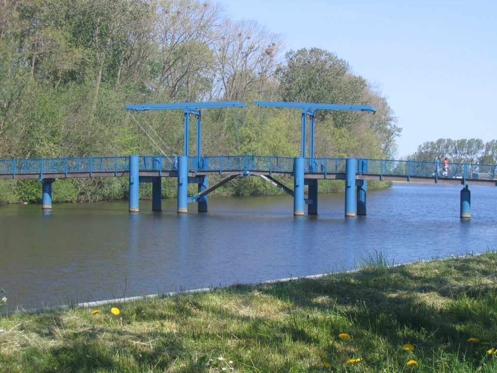 Pont bleu 