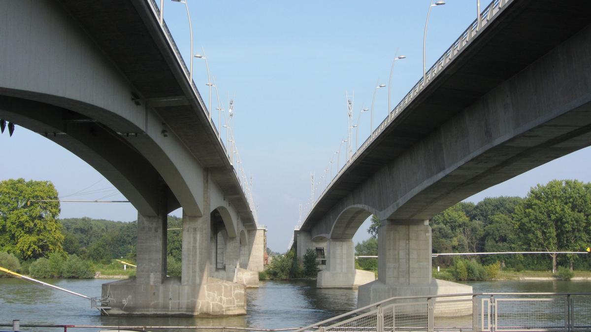 Nibelungenbrücke 