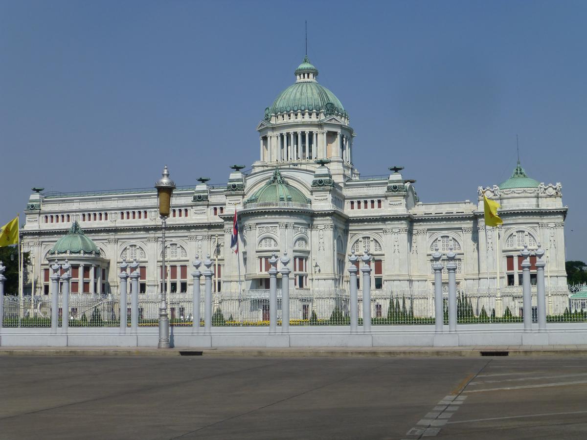 Ananta Samakhom Throne Hall 