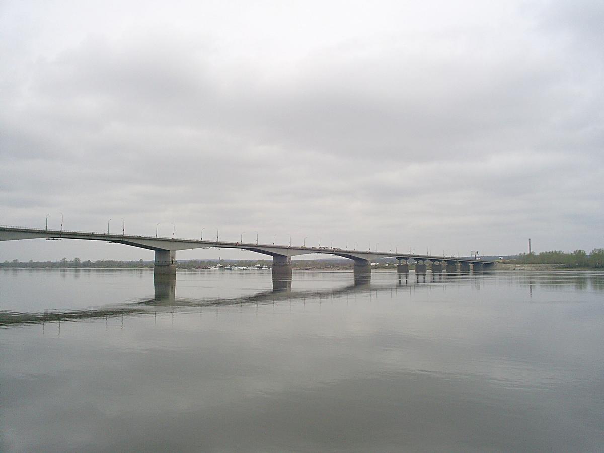 Communal Bridge 